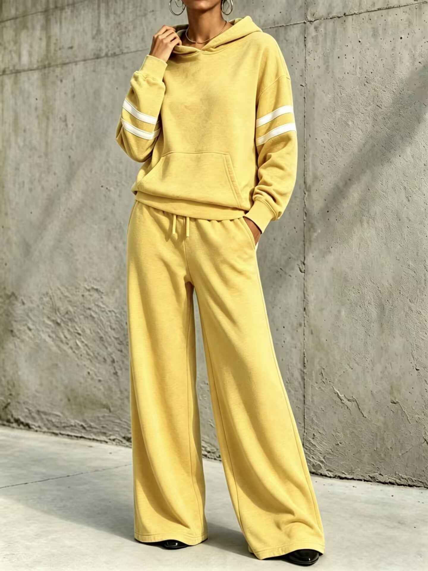 Womens Hooded Sweatshirt And Wide-leg Pants Two-piece Set