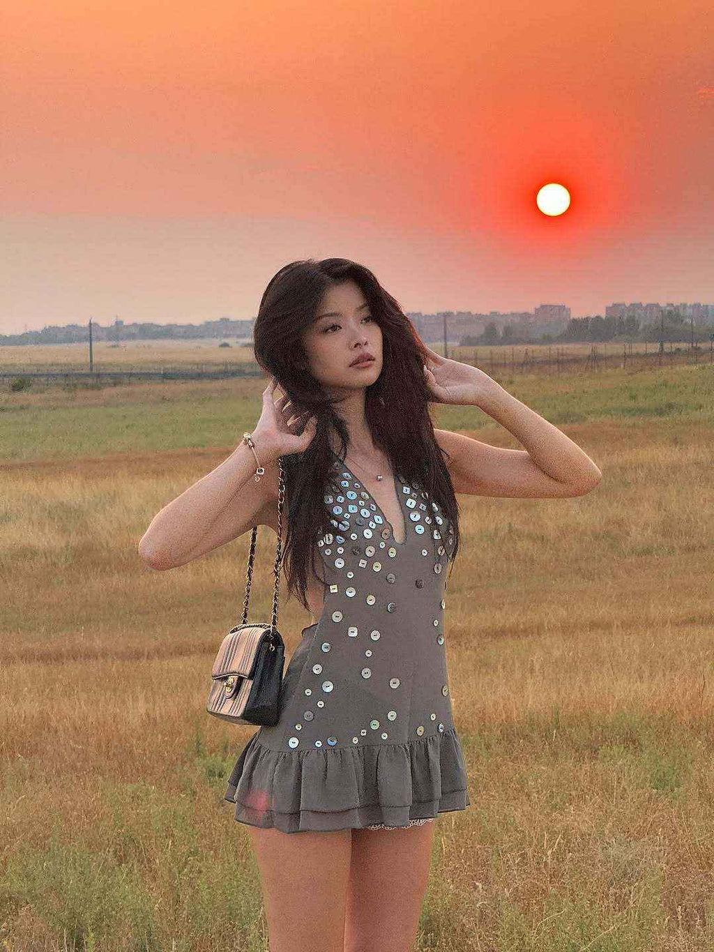 Fashionable And Sexy Sequined Halter-neck Womens Dress
