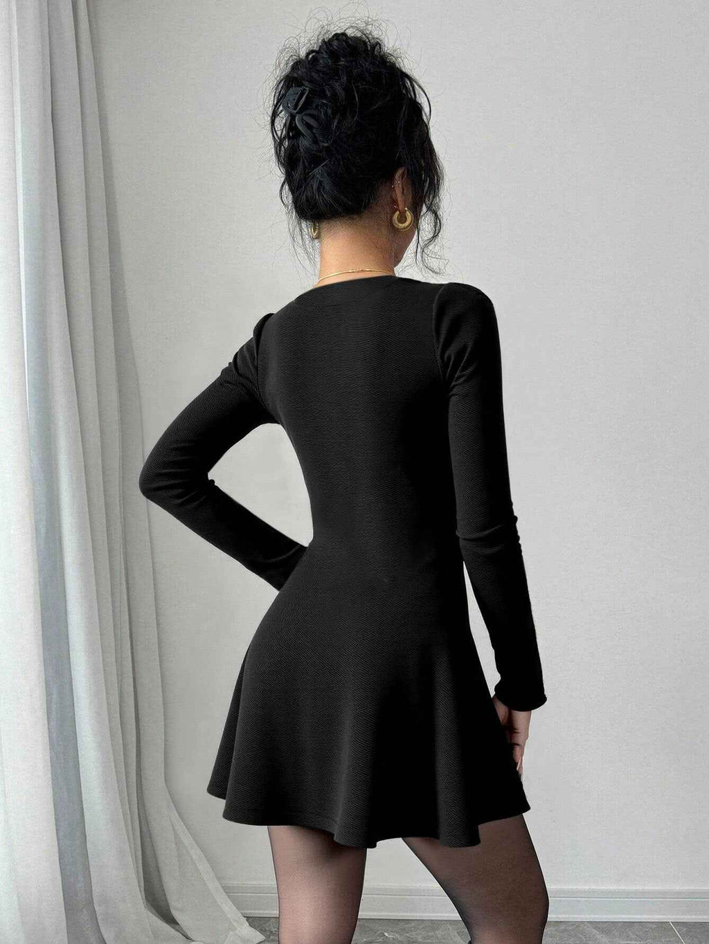 Pure And Alluring Black V-neck Long-sleeve Knit Dress